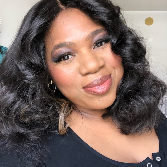 Meet your Posher, Ashaunai - Picture 4 of 17